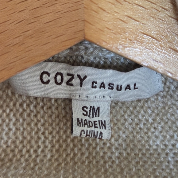 Cozy Casual | Tan Diamond Print Open Front Cardigan Sweater Size S/M - Picture 5 of 6